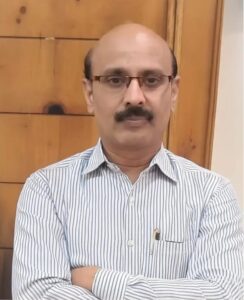 Journalists and officials honor Praveen Malviya at farewell ceremony in Chandauli 2025
